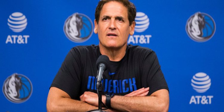 Thị trường crypto: “Khi thủy triều rút, bạn mới thấy ai đang bơi mà không mặc quần”