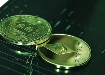 Bitcoin tăng trở lại mốc 20.000 USD, Ethereum vượt 1.000 USD