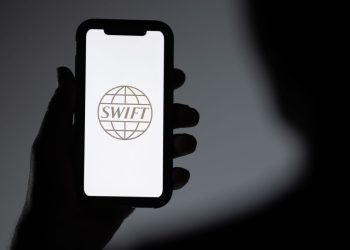 SWIFT và Symbiont công bố thí điểm blockchain dữ liệu doanh nghiệp
