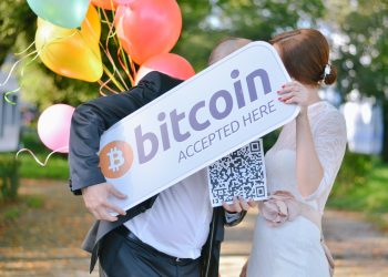 Chuyện thật như đùa: Ăn cưới được nhận Bitcoin