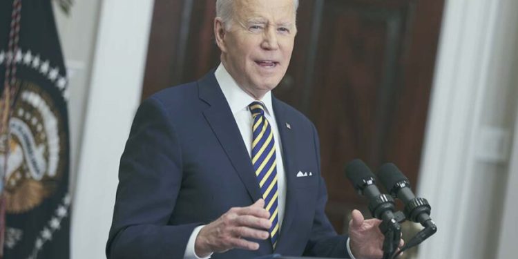 khung-crypto-biden