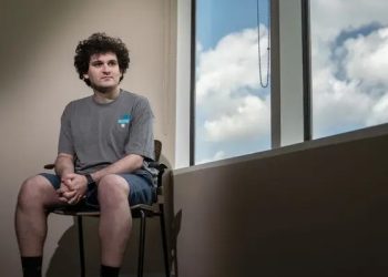 Cựu tù nhân khuyên Sam Bankman-Fried “cạo đầu và tập nghe nhạc rap” khi vào tù