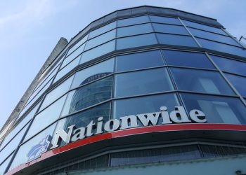 Vương quốc Anh hạn chế thanh toán bằng thẻ cho Binance