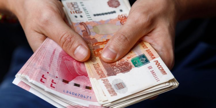 Ngân hàng ở Nga phát hành bảo lãnh bằng Nhân dân tệ dựa trên blockchain