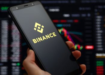 Binance cấm người Nga giao dịch P2P bằng USD và Euro