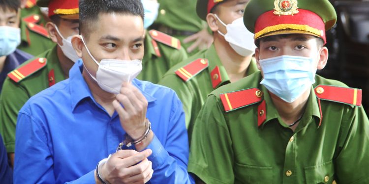 Chủ mưu vụ cướp Bitcoin trị giá 37 tỷ đồng: ‘Mất hết tiền nên phải lấy lại’