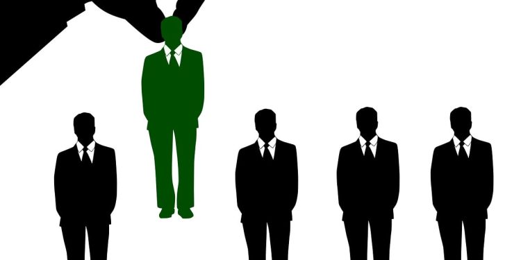 Làn sóng sa thải trong thị trường tiền mã hoá gia tăng