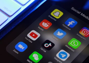 Châu Âu thắt chặt quảng cáo tiền mã hoá trên mạng xã hội