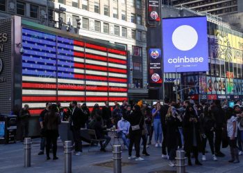 Hồng Kông mời chào Coinbase bất chấp sự giám sát của SEC