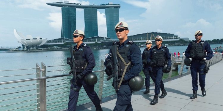 Singapore triệt phá đường dây rửa tiền liên quan đến tài sản số