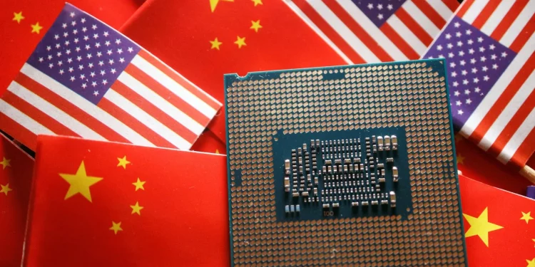 Trung Quốc cấm chip Intel, thúc đẩy ngành bán dẫn nội địa