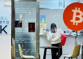 Gate.io và OKX rút lui khỏi cuộc đua giấy phép ở Hồng Kông