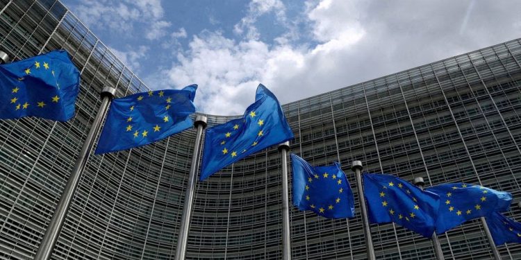 Châu Âu thông  luật AI