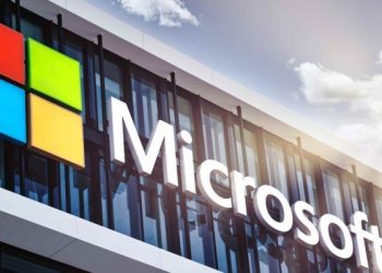Microsoft đào tạo LLM nội bộ quy mô lớn 