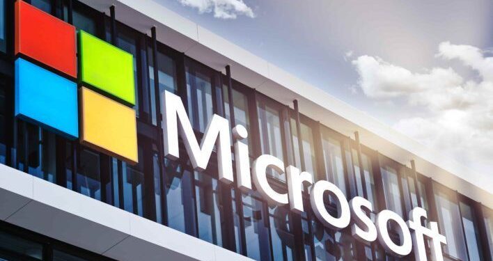 Microsoft đào tạo LLM nội bộ quy mô lớn