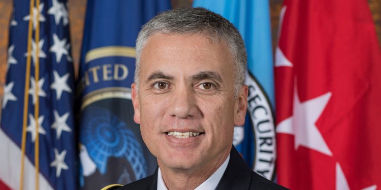 OpenAI chiêu mộ cựu tư lệnh an ninh mạng Mỹ