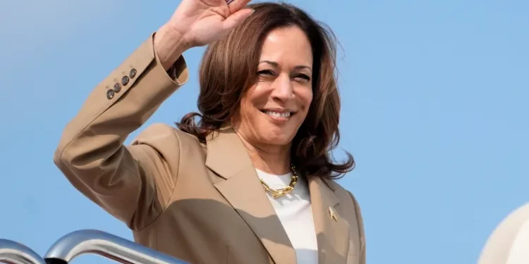 Kamala Harris nối lại quan hệ với các ông lớn tiền mã hóa