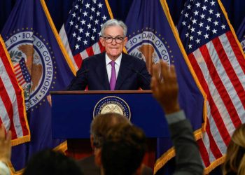 FED giữ nguyên lãi suất, thị trường chờ đợi tín hiệu tháng 9