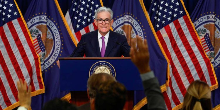 FED giữ nguyên lãi suất, thị trường chờ đợi tín hiệu tháng 9