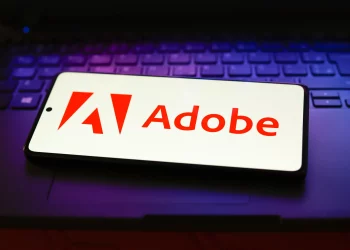 Adobe tham gia cuộc đua AI tạo video