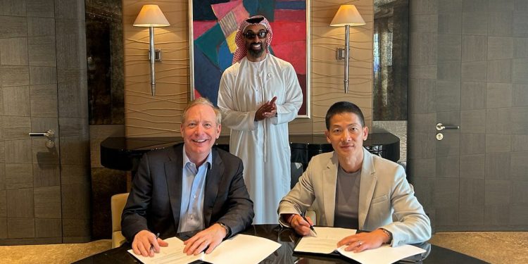 Microsoft đầu tư 1,5 tỷ USD vào AI tại Abu Dhabi 
