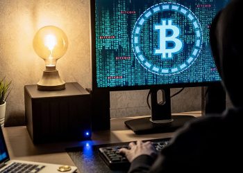 Tin tặc dùng email tự động để cài phần mềm hack tiền mã hóa