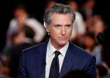 Thống đốc California phủ quyết dự luật an toàn AI