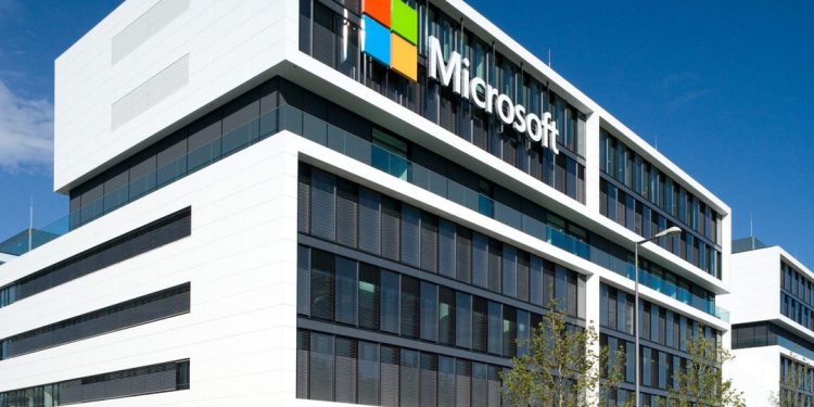 Microsoft bị Đức “soi” chặt chẽ về AI