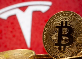Tesla chuyển toàn bộ 765 triệu USD Bitcoin vào ví không xác định