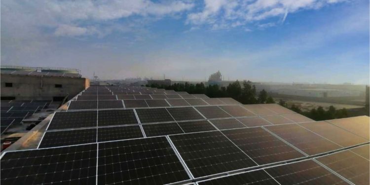 Microsoft mở rộng danh mục năng lượng mặt trời