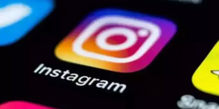 Meta thử nghiệm bình luận AI trên Instagram