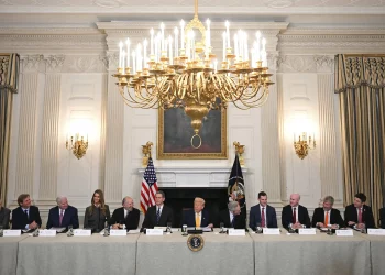 Ông Trump chủ trì Hội nghị thượng đỉnh tiền mã hóa tại Nhà Trắng