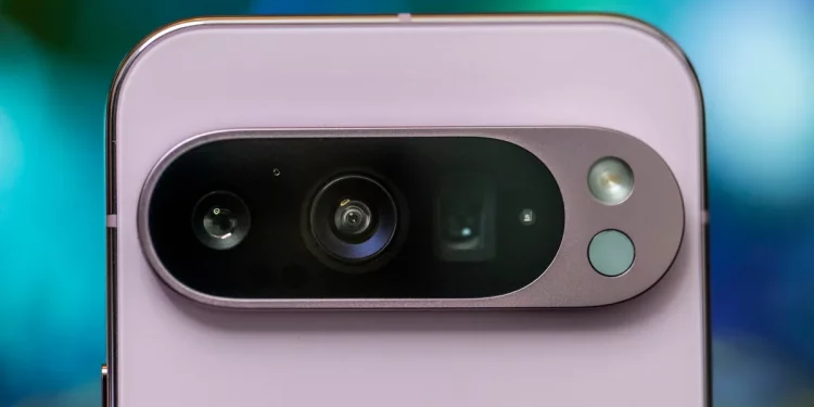 Google phát triển Pixel Sense cho Pixel 10