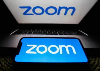 Zoom khôi phục dịch vụ