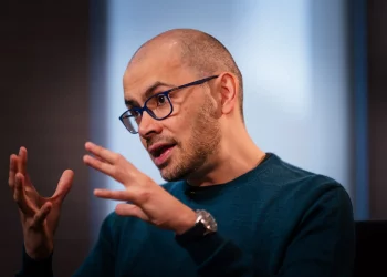 Google “mua thời gian” với lương “hưu không việc”