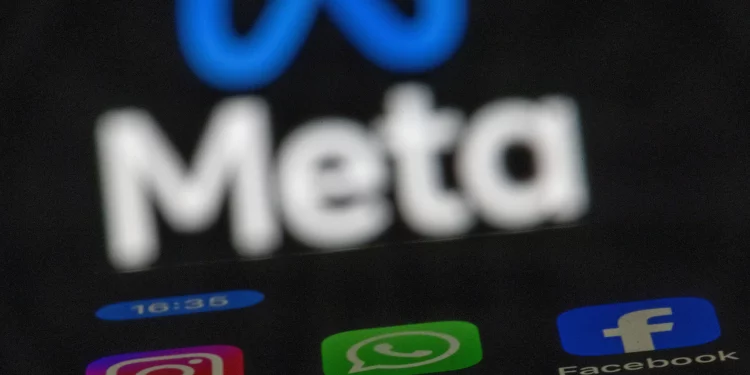 Meta tiếp tục huấn luyện AI trên dữ liệu