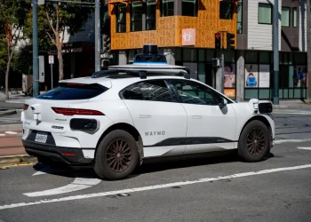 Waymo mở rộng thu thập dữ liệu cho AI