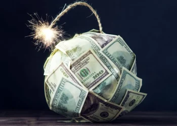 Trung Quốc: Thuế quan Trump đẩy nhanh phi đô la hóa