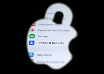 Apple phát hiện lỗ hổng zero-day