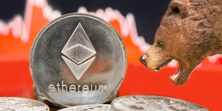 Bán khống Ethereum: Chiến lược ETF thắng lớn 2025