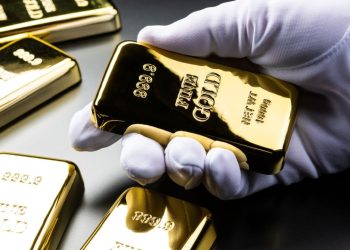 Giá vàng vượt mốc 3.400 USD/oz sau lễ Phục Sinh