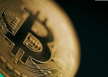 Kiyosaki chọn Bitcoin, loại bỏ crypto khác và tiền pháp định