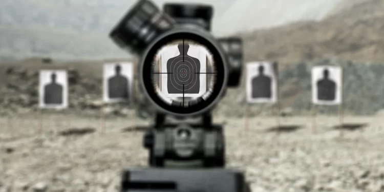 Bitcoin đạt 112.000 USD, Standard Chartered đoán 120.000 USD