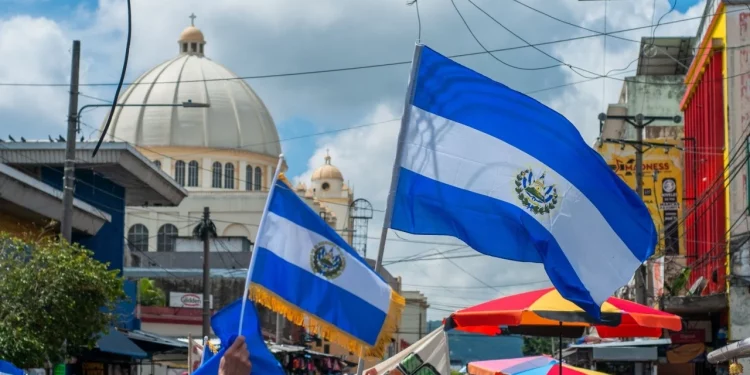 El Salvador thu lời hàng trăm triệu USD từ Bitcoin
