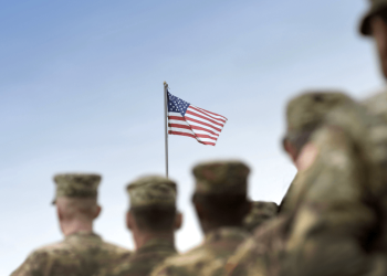 Xác suất 45% Mỹ sẽ tấn công Iran trước tháng 7