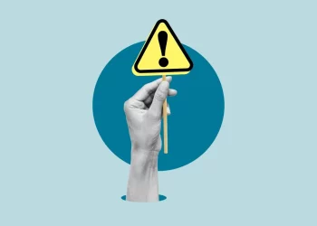 Standard Chartered cảnh báo rủi ro chiến lược kho bạc Bitcoin