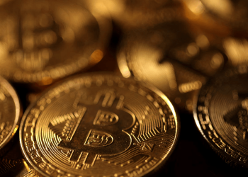 Strategy nộp hồ sơ IPO cổ phiếu ưu đãi huy động 500 triệu USD mua thêm Bitcoin