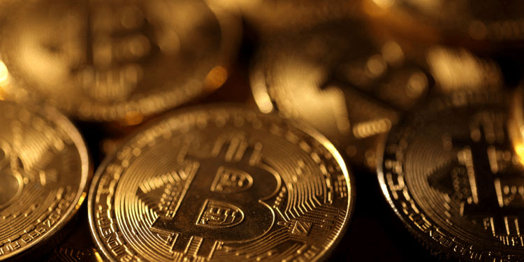 Strategy nộp hồ sơ IPO cổ phiếu ưu đãi huy động 500 triệu USD mua thêm Bitcoin