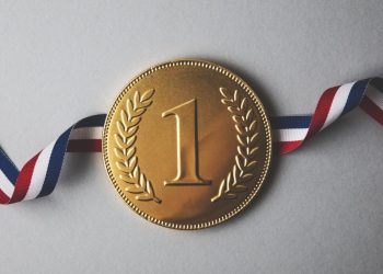 Mô hình AI thế hệ mới đạt cột mốc mới trong trí tuệ tổng quát