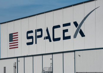 SpaceX chuyển dịch Bitcoin lần đầu sau ba năm